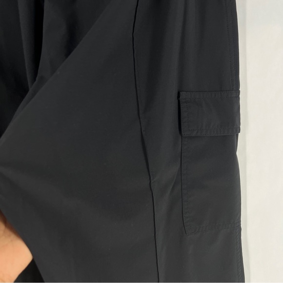 Athleta Vienna Pull-On Cargo Pant Black Lightweight Stretch Size 14 - Picture 15 of 16